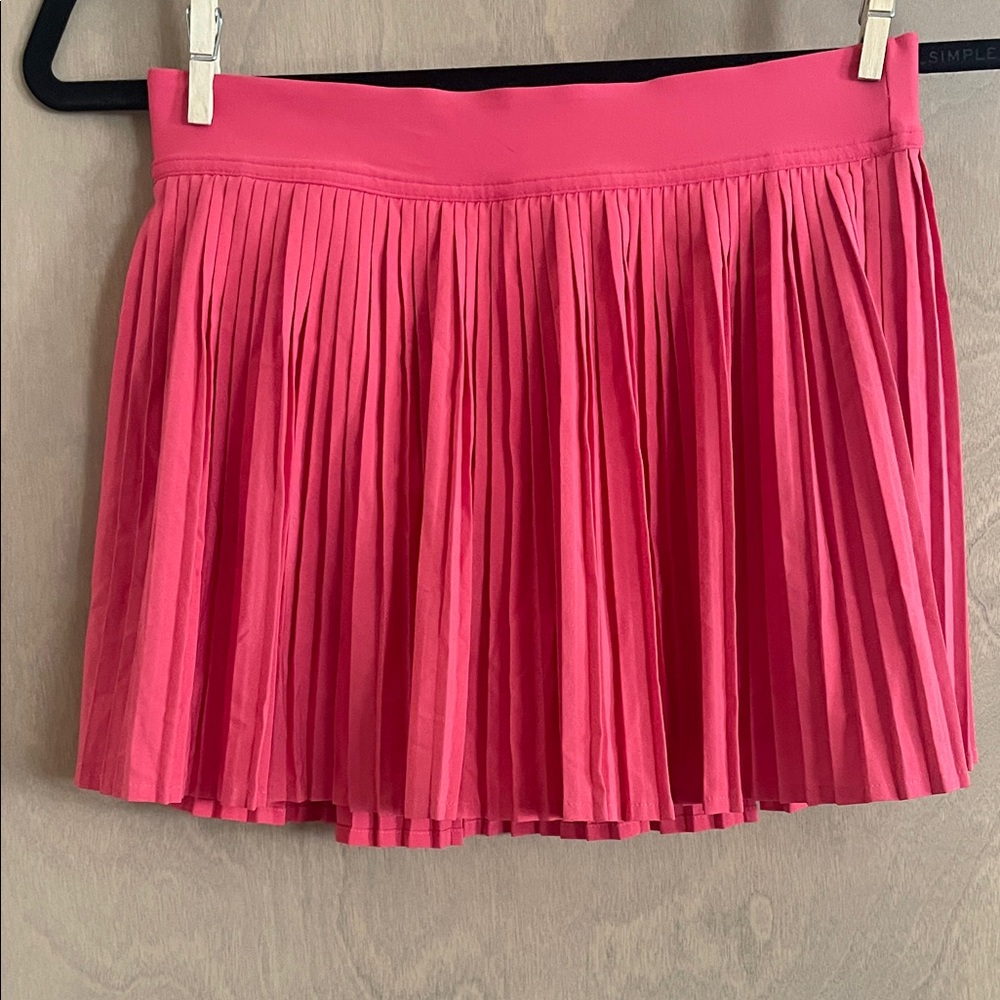Lululemon Athletica Glaze Pink Tennis Skirt
Varsity pleated
Short Lined - Picture 2 of 3